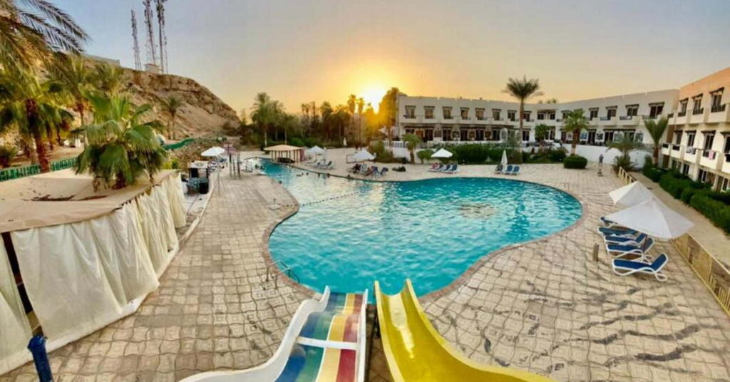 TRS Fantazia Neama Bay Hotel